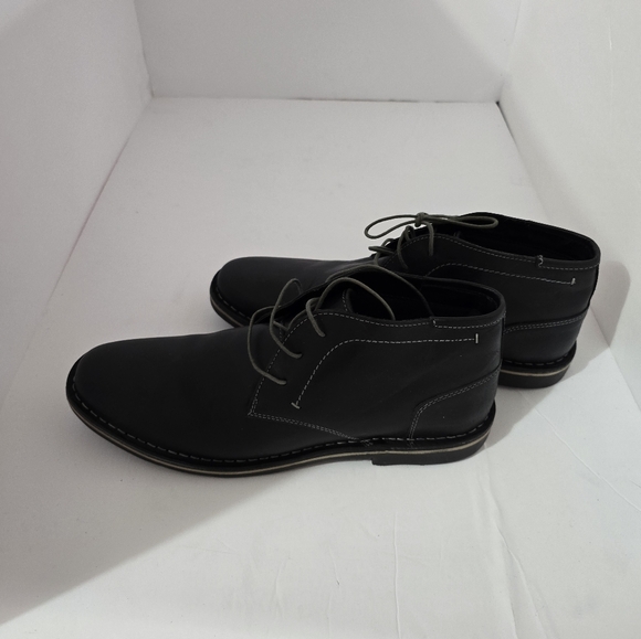 Steve Madden 11 - Picture 7 of 9